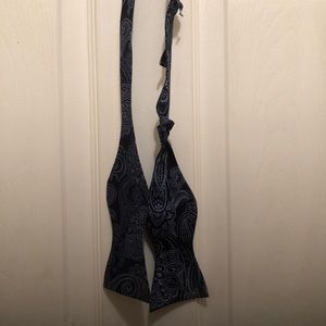 Men’s Cremeiux Bow Tie